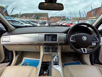Jaguar XF 2.2d Premium Luxury Sportbrake 5dr Diesel Auto Euro 5 (s/s) (200