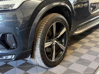 Volvo XC90 2.0 D5 PowerPulse R-Design Pro Auto 4WD Euro 6 (s/s) 5dr