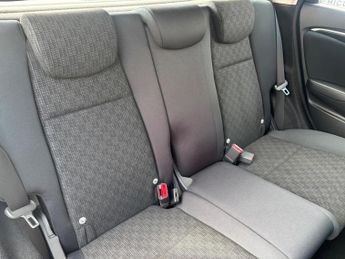 Honda Jazz 1.3 i-VTEC SE CVT Euro 6 (s/s) 5dr