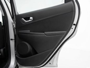 Hyundai KONA 39kWh Premium Auto 5dr (10.5kW Charger)