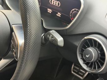 Audi TT 2.0 TFSI 45 Black Edition Roadster S Tronic quattro Euro 6 (s/s)