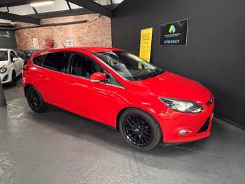 Ford Focus 1.0T EcoBoost Zetec Euro 5 (s/s) 5dr