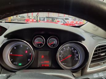 Vauxhall Mokka 1.6 CDTi Exclusiv Auto 2WD Euro 6 5dr