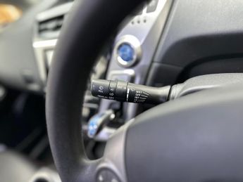 Toyota Prius 1.5 CVT 4dr