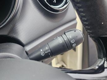 Renault Captur 1.5 dCi Dynamique S MediaNav EDC Euro 5 5dr