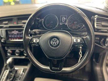 Volkswagen Golf 2.0 TDI BlueMotion Tech GT DSG Euro 5 (s/s) 5dr