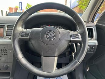 Vauxhall Vectra 1.9 CDTi 16v Design 5dr