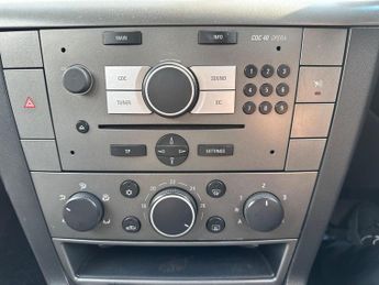 Vauxhall Vectra 1.9 CDTi 16v Design 5dr