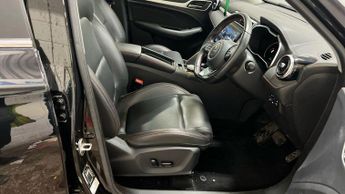 MG MG ZS 72.6kWh Trophy Long Range Auto 5dr