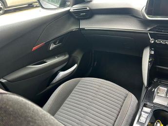 Peugeot 208 1.2 PureTech Active Premium EAT Euro 6 (s/s) 5dr
