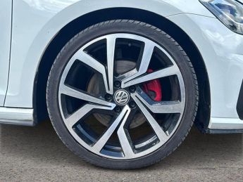 Volkswagen Golf 2.0 TSI BlueMotion Tech GTI DSG Euro 6 (s/s) 3dr