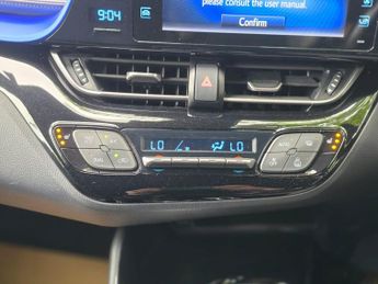 Toyota C-HR 1.8 VVT-h Dynamic CVT Euro 6 (s/s) 5dr