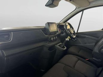 Renault Trafic 2.0 dCi Blue LL30 Extra Panel Van 5dr Diesel Manual L2 H1 Euro 6