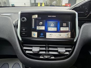 Peugeot 208 1.2 VTi Allure Euro 5 5dr