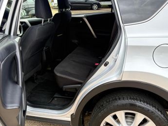 Toyota RAV4 2.0 V-Matic Icon Multidrive S 4WD Euro 5 5dr