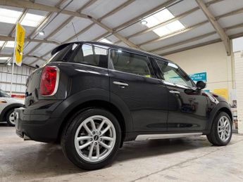 MINI Countryman 1.6 Cooper Steptronic Euro 5 5dr
