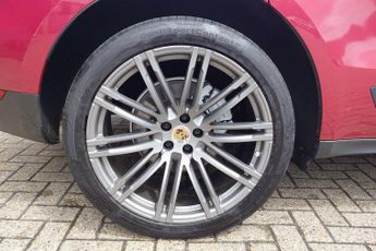 Porsche Macan 3.0 V6 S PDK 4WD Euro 6 (s/s) 5dr