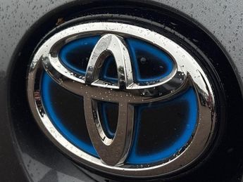 Toyota Corolla 1.8 VVT-h Design Hatchback 5dr Petrol Hybrid CVT Euro 6 (s/s) (1