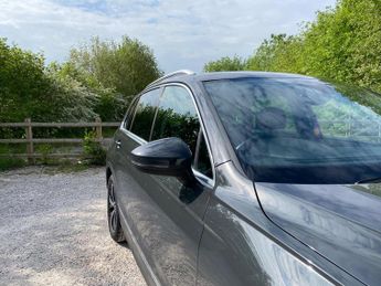 Volkswagen Tiguan 2.0 TDI SE Navigation DSG 4Motion Euro 6 (s/s) 5dr