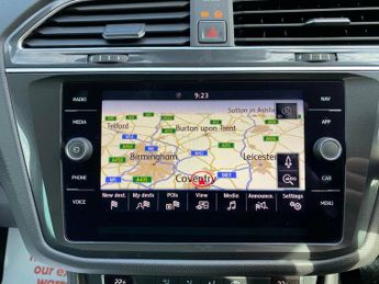 Volkswagen Tiguan 2.0 TDI SE Navigation DSG 4Motion Euro 6 (s/s) 5dr