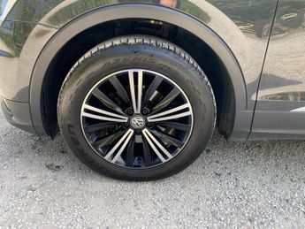Volkswagen Tiguan 2.0 TDI SE Navigation DSG 4Motion Euro 6 (s/s) 5dr