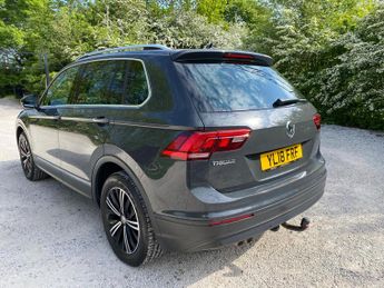 Volkswagen Tiguan 2.0 TDI SE Navigation DSG 4Motion Euro 6 (s/s) 5dr