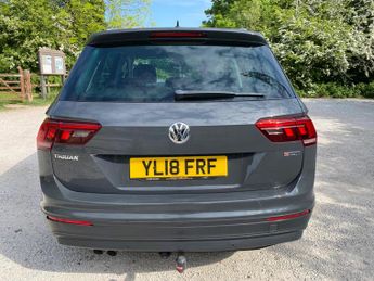 Volkswagen Tiguan 2.0 TDI SE Navigation DSG 4Motion Euro 6 (s/s) 5dr
