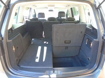 Volkswagen Sharan 2.0 TDI BlueMotion Tech SE DSG Euro 5 (s/s) 5dr
