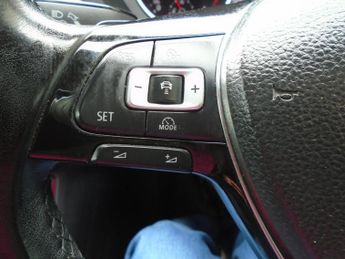 Volkswagen Tiguan Allspace 2.0 TDI SE Nav DSG 4Motion Euro 6 (s/s) 5dr