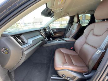 Volvo XC60 2.0 D4 Momentum Auto AWD Euro 6 (s/s) 5dr