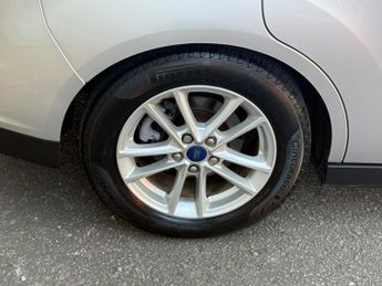 Ford C-Max 1.5T EcoBoost Zetec Auto Euro 6 (s/s) 5dr