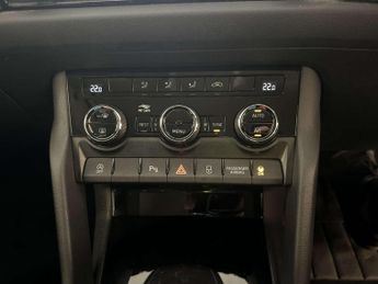 Skoda Kodiaq 2.0 TDI SE Drive SUV 5dr Diesel DSG 4WD Euro 6 (s/s) (5 Seat) (1