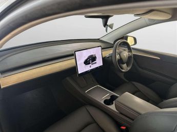 Tesla Model Y (Dual Motor) Long Range SUV 5dr Electric Auto 4WDE (384 bhp)