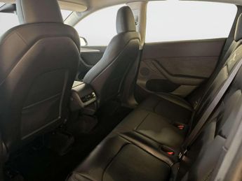 Tesla Model Y (Dual Motor) Long Range SUV 5dr Electric Auto 4WDE (384 bhp)