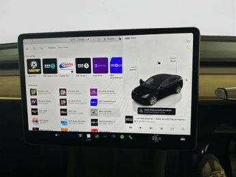 Tesla Model Y (Dual Motor) Long Range SUV 5dr Electric Auto 4WDE (384 bhp)