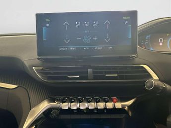 Peugeot 3008 1.6 13.2kWh Allure SUV 5dr Petrol Plug-in Hybrid e-EAT Euro 6 (s
