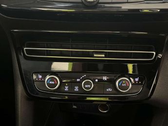 Vauxhall Mokka Electric 50kWh Elite Nav Premium SUV 5dr Electric Auto (136 ps)