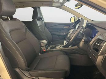 Nissan Qashqai 1.3 DIG-T MHEV N-Connecta SUV 5dr Petrol Hybrid Manual Euro 6 (s