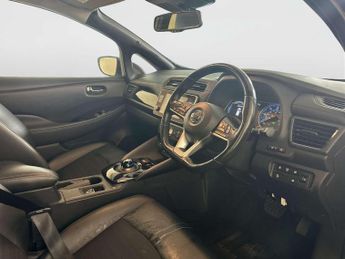 Nissan Leaf 40kWh N-Connecta Hatchback 5dr Electric Auto (150 ps)