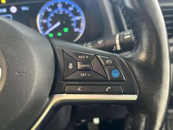Nissan Leaf 40kWh N-Connecta Hatchback 5dr Electric Auto (150 ps)