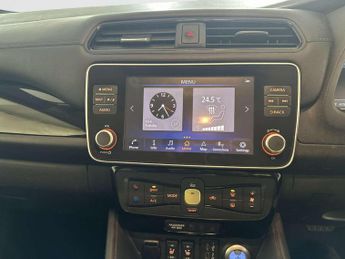 Nissan Leaf 40kWh N-Connecta Hatchback 5dr Electric Auto (150 ps)