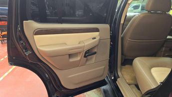Ford Explorer 4.6 V8 EDDIE BAUER EDI 7 SEATS