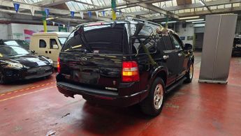 Ford Explorer 4.6 V8 EDDIE BAUER EDI 7 SEATS
