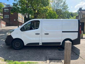 Renault Trafic 2.0 dCi ENERGY 28 Business SWB Standard Roof Euro 6 (s/s) 5dr