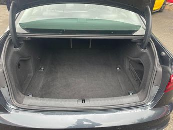 Audi A4 2.0 TDI 35 Technik S Tronic Euro 6 (s/s) 4dr