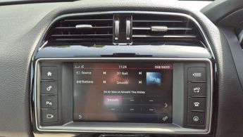Jaguar F-PACE 2.0 D180 Prestige Auto AWD Euro 6 (s/s) 5dr