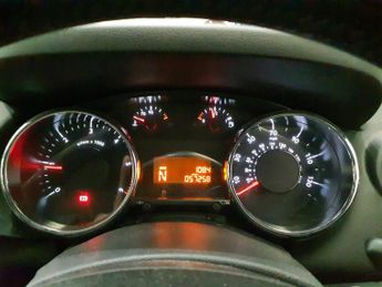 Peugeot 3008 1.6 e-HDi Active EGC Euro 5 (s/s) 5dr