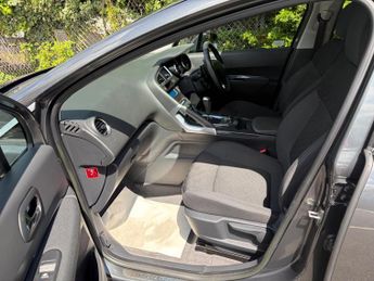 Peugeot 3008 1.6 e-HDi Active EGC Euro 5 (s/s) 5dr
