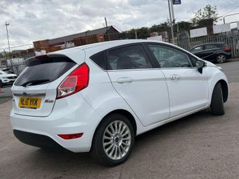 Ford Fiesta 1.0T EcoBoost Titanium Euro 6 (s/s) 5dr