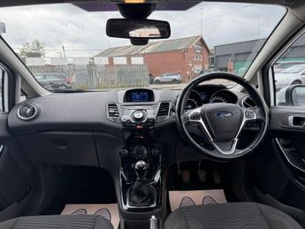 Ford Fiesta 1.0T EcoBoost Titanium Euro 6 (s/s) 5dr